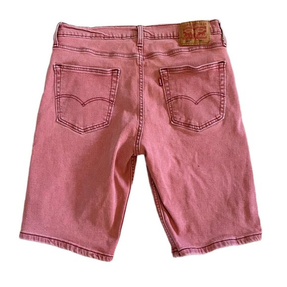 Men's Levi's 502 Stretch Denim Red Jean Shorts Size 34 Pockets Belt Loops - Picture 2 of 5